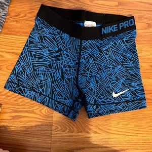 Nike Pro shorts Women